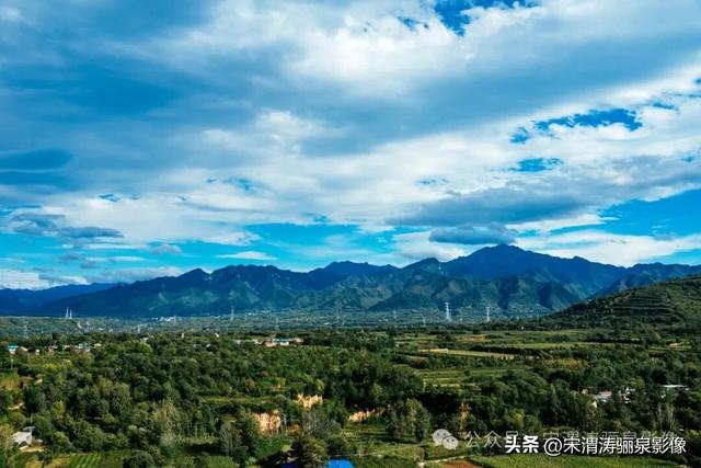 陕西渭南：天留山等南塬风光迤逦 清晰可见 宏伟大气