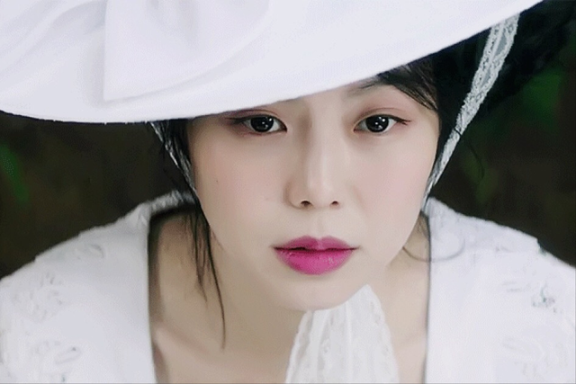 表面“清纯玉女”，实则却“渣到不行”！这五位女星一个比一个乱