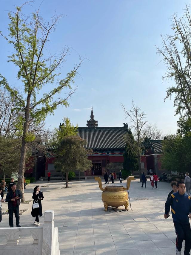 我是上海人，刚从河北正定回来，实在忍不住想说：对正定5点印象