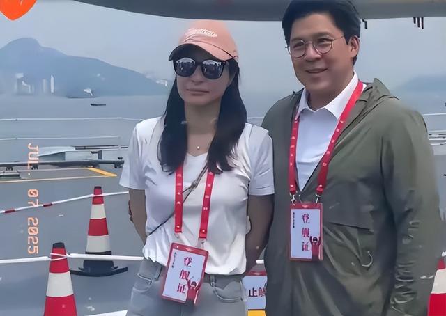 央视对郭晶晶的称呼变了，三字之差释放强烈信号，霍震霆全说对了