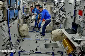 神舟十九号发射，3名宇航员半年要用30万升氧气，太空怎么囤氧？图片