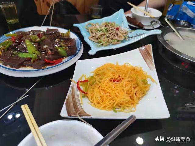 今年为啥去羊汤馆喝羊汤的人少了？内行：4个原因，很现实