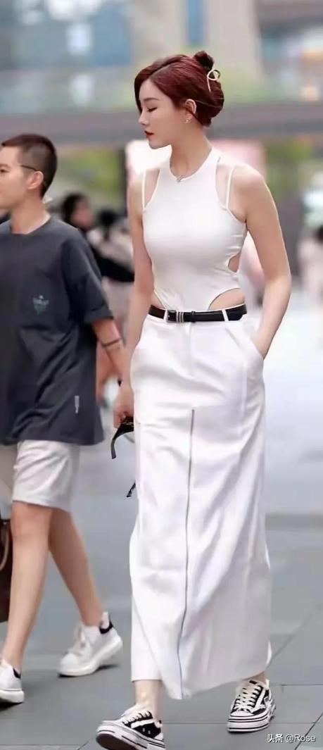 这女生身材如此高大，还能这么匀称，太少见了