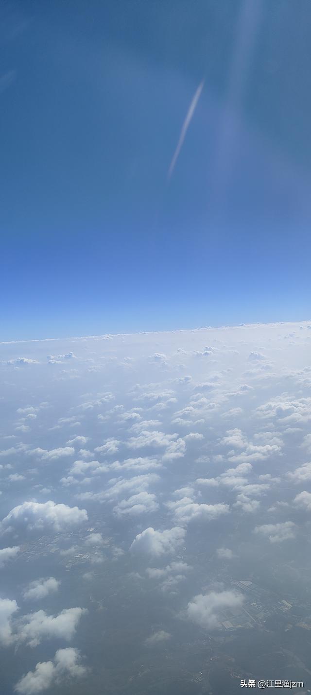 万米高空翱翔