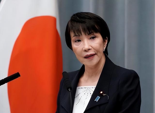 中方不见日本首相，不到24小时，高市报复来了，自卫队电磁炮亮相​