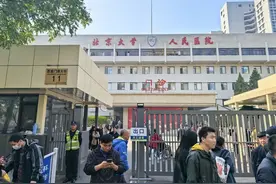 停车入院缩短了40分钟！北京133家医院交通秩序改善图片