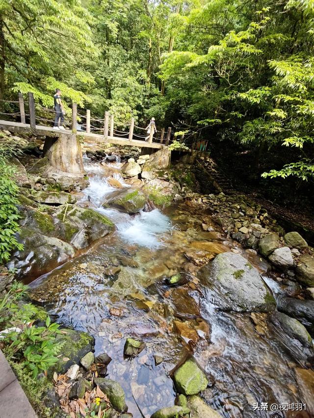 徒步瓦屋山,太艰难了,坚持下来不容易