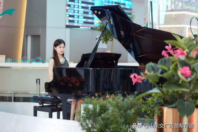 轻享航程新体验，双节出行“泉”无忧——济南机场赋能出行全景体验，护航您的美好旅途