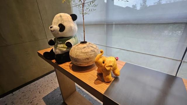探秘新场景 | 我们试睡了西南首家都喜酒店，恨不得立马跳进泳池