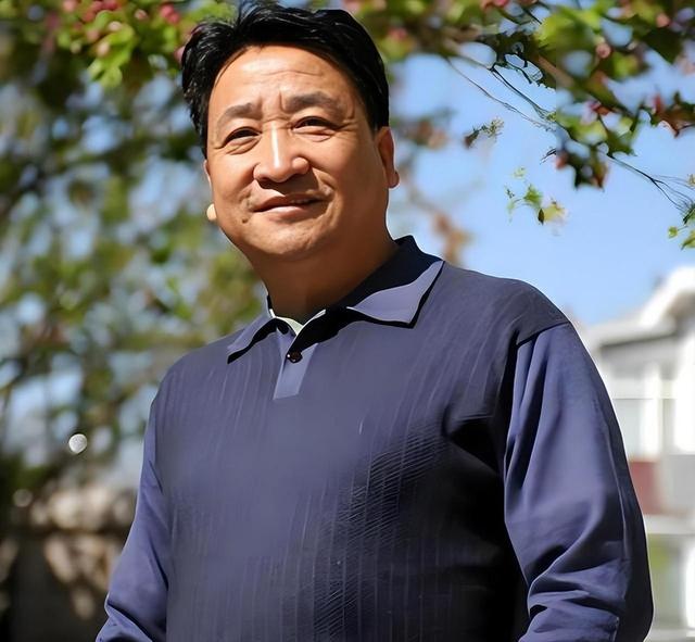 姜昆视频拍摄者发声：视频本月在国内拍摄，将起诉网暴姜昆的博主