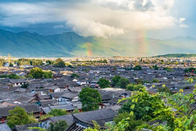 九九重阳，人往高处走