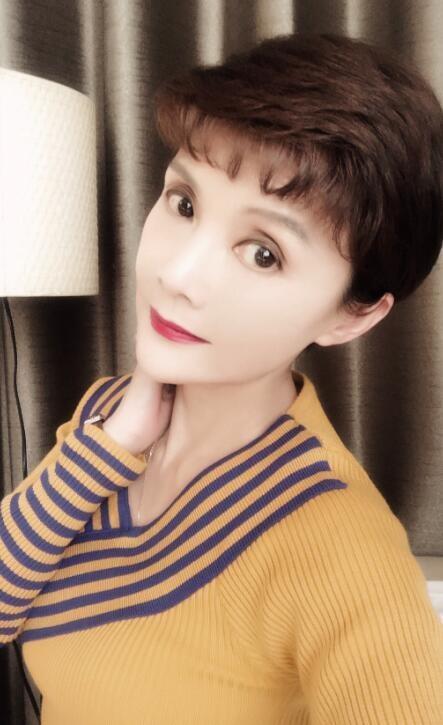 她11岁被导演看中，与名导同居多年被抛弃，如今复出却无人问津