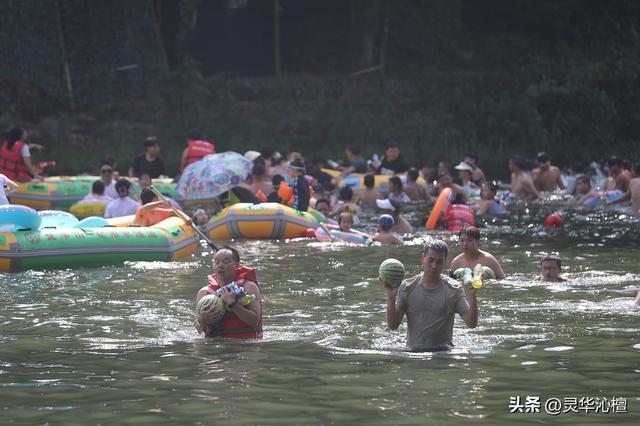 江口太平：“梵山净水·天然浴场”为游客带来清凉之旅