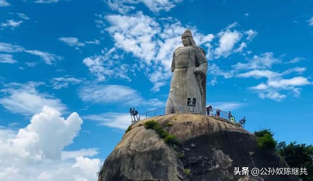 厦门金门门对门，地缘互通同胞城：饮泉州水吃漳州菜与鹭岛共生！