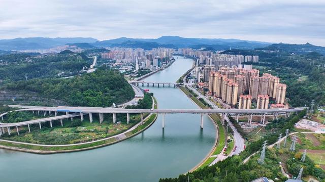 山区转身向水 巴州文旅破局新生