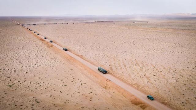 【夜读 · 散文】成长密码