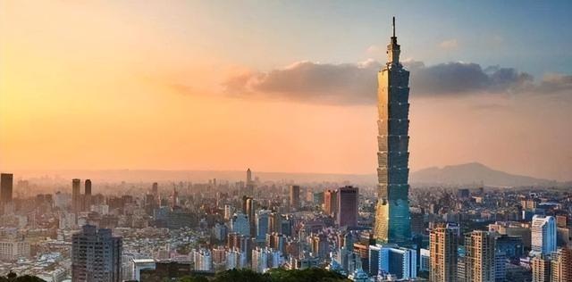 大陆话音刚落，郑丽文下挑战书	，民进党连抓13人，沈富雄一针见血