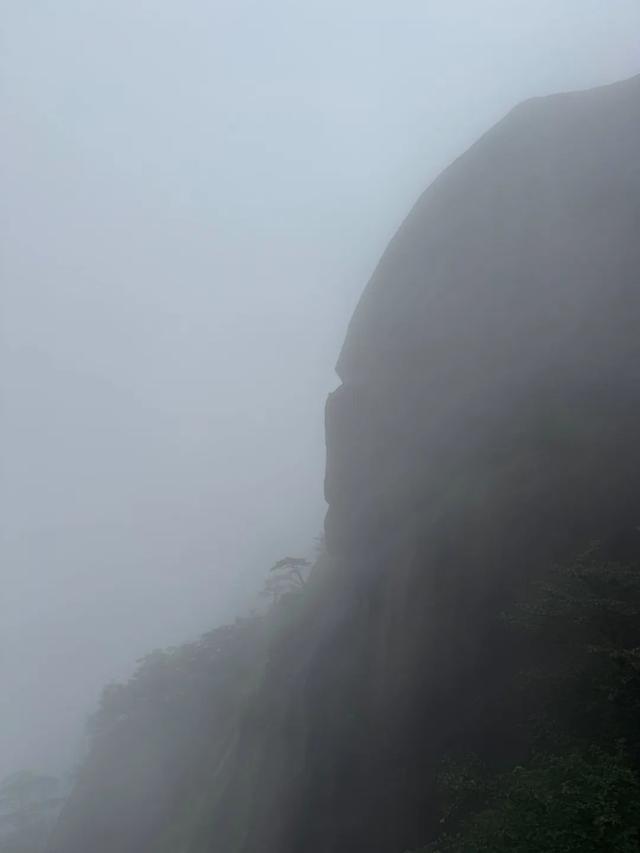 徒步三山五岳：安徽黄山！