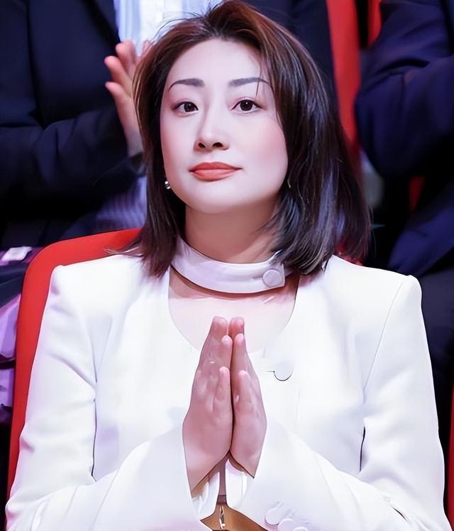 宗馥莉不忍了！公开回应娃哈哈风波，三句话表明立场，真相大白