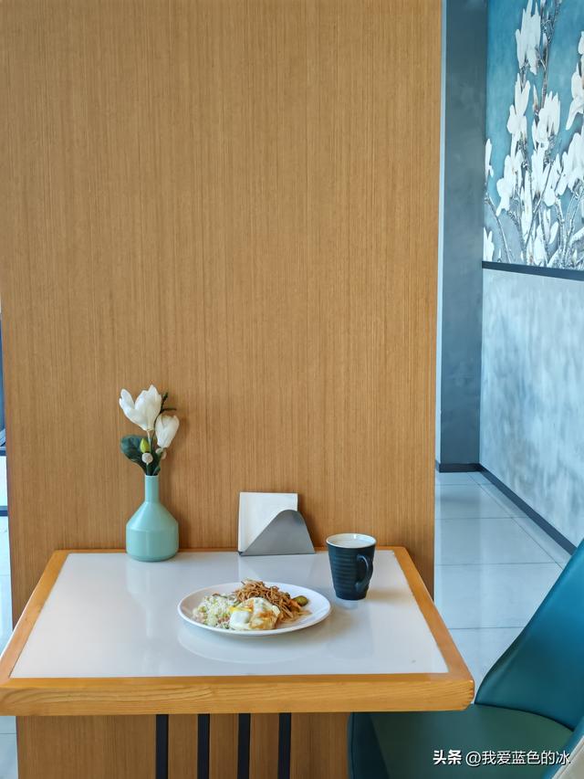 保定这家自助早餐虽然只是28元一位，但做的很用心，人气很旺啊