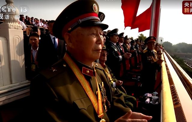 九三阅兵总指挥找到了！能文能武中将军衔，人生履历简直一路开挂