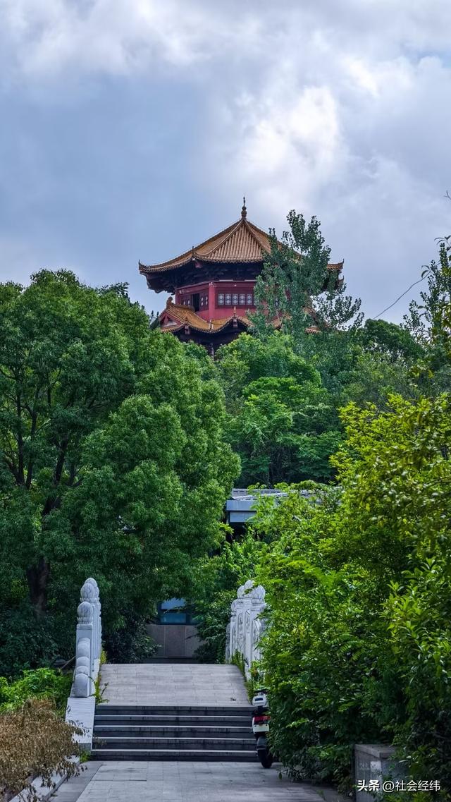 南京紫金公园：藏于金陵城的帝王气韵与江南诗意