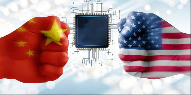 中美芯片战争升级！特朗普拟推芯片制裁？100%关税如何影响中国？