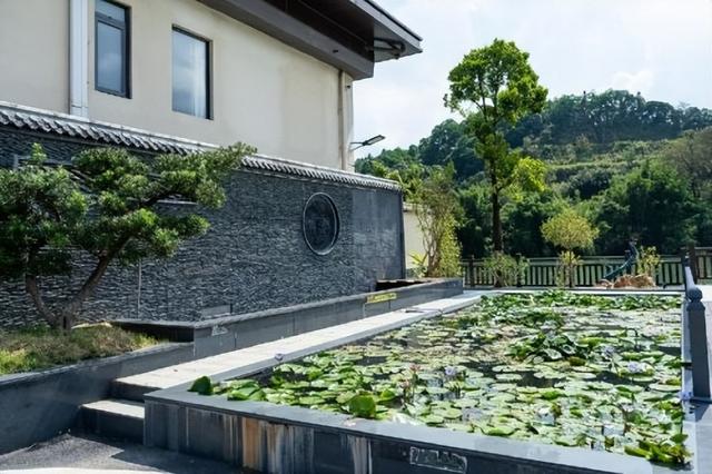 沁园溪语民宿：藏于从化山河间，以私汤为引，筑满维度的慢生活秘