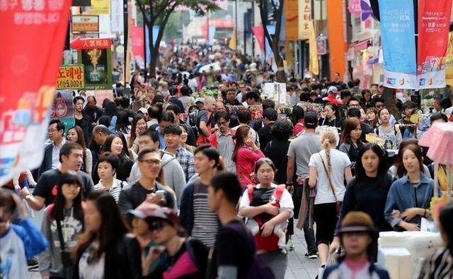 出国最不受欢迎的中国游客行为，第一条99%的人都干过！