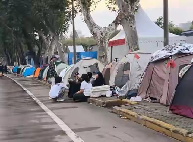 张家界大雍古城亏损十亿的背后，到底是谁偷走了中国旅游的灵魂