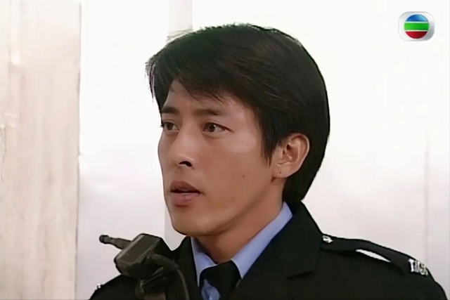 夫妻俩为了不变老，坚持31年不吃肉不生子，如今59岁近照不敢认