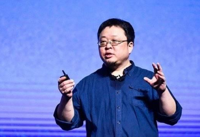偷鸡不成蚀把米？以为能“捧杀”董宇辉，没成想自己被扒个底朝天