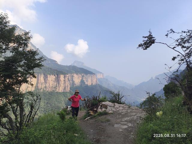 秋风起，重著屐。徒步南太行经典穿越路线:八里沟-老龙口-九莲山