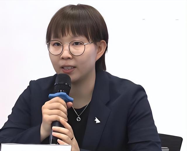 朱雨玲夺冠不到24小时，恶心的一幕上演，连孙颖莎陈熠都被拖下水