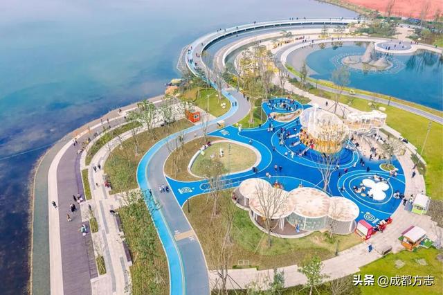 成都版“天空之境”上线！遛娃打卡两不误→