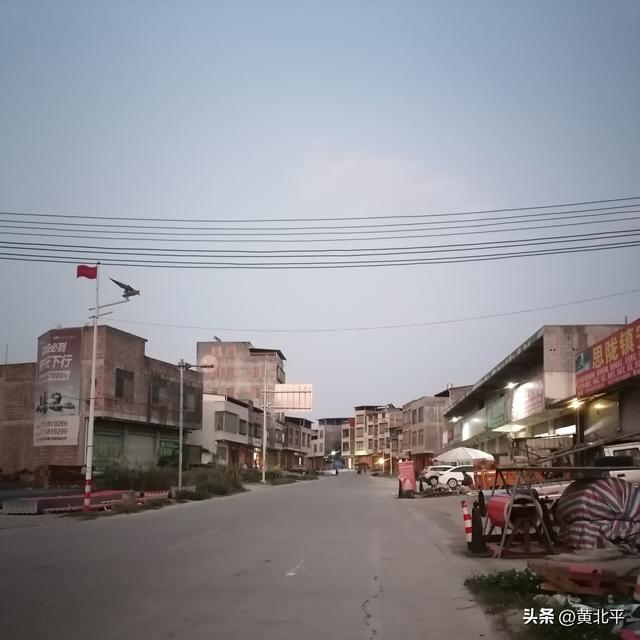 广西南宁市宾阳、武鸣、兴宁交界的思陇镇，史上曾是上林辖地