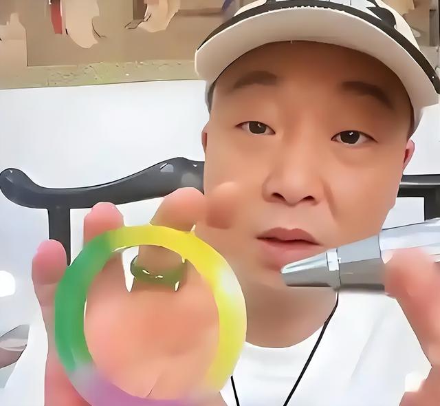 国家出手，人民日报点名封杀！坑惨老百姓的他，现今下场大快人心