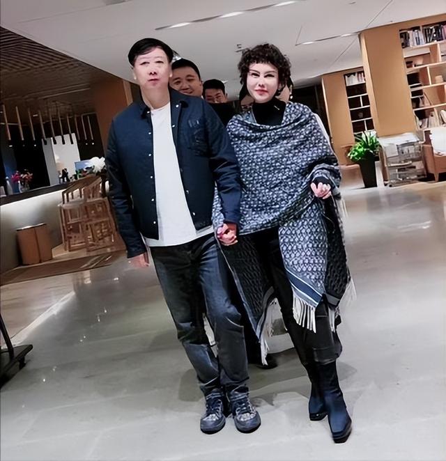 央视怒批！人民日报点名封杀！这5位目无法纪的大网红，彻底凉凉