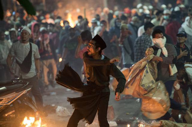九三阅兵将至：一国总统宣布不来了；该国总统称“永不背叛中国”