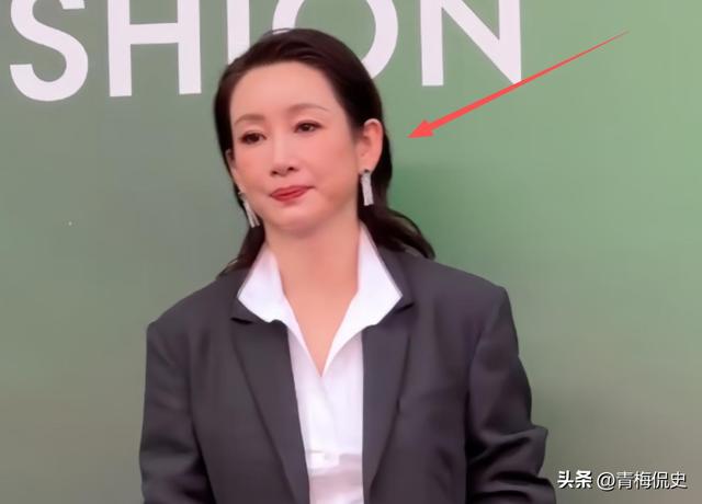 上海红毯：金晨吓人，杨幂像巫婆，周冬雨透视装辣眼，刘亦菲完胜