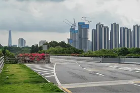 快讯！2024一季度上海外贸下滑-1.1%深圳却暴涨28%，原因出在哪？图片