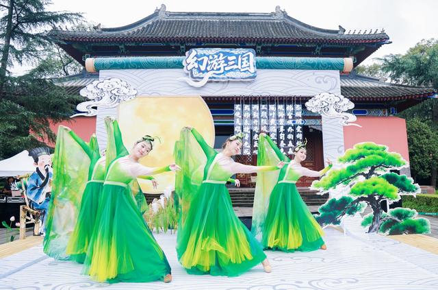 虚实相融共绘三国幻境 多维体验激活千年文化 “月满华诞·幻游三国”2025成都武侯祠中秋国庆主题活动盛大开启