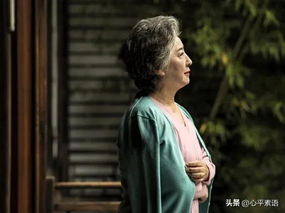 惊人的人际准则：人到晚年不管和谁往来，别让对方轻易“拥有”你