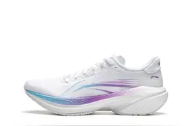 闭眼入不亏！五双李宁神鞋承包你全年运动场景图片