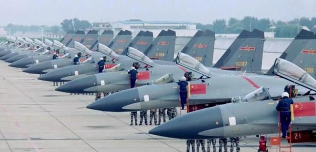 攻不了也守不住！中国空军在西藏上空，足足被印度空军欺负了40年