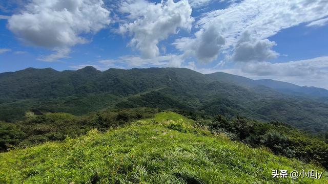 两次本溪南岭徒步记｜高山草甸，湖池松林，我被南岭种草