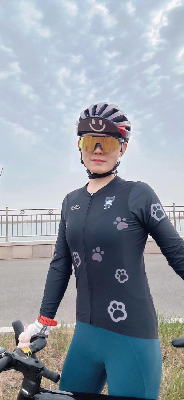 你们加的骑行群，说好的“休闲骑”是真的休闲吗？我腿现在还疼！