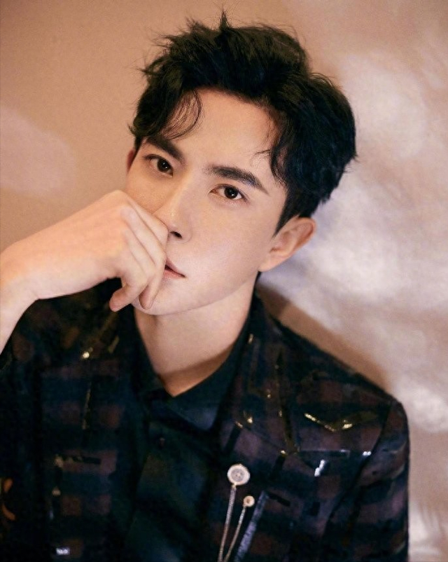 原来她就是于朦胧妈妈，苦了一辈子白发送黑发人，吴京的话说对了