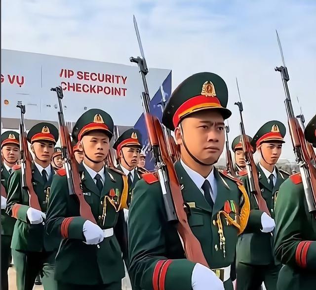 越南与中国杠上了？中国前脚定下9月3阅兵，越南后脚就定9月2！