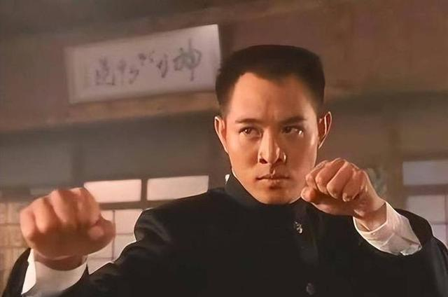 太极拳筋骨秘法曝光！练出“钢筋铁骨”，普通人也能打出千斤劲！